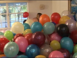 2009 balloon pin-pop